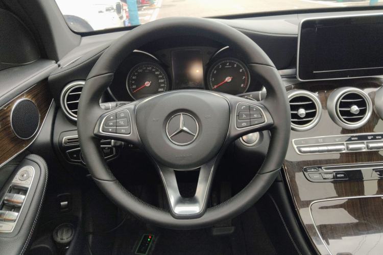 Used Mercedes-Benz GLC 2019 GLC 260 L 4MATIC Dynamic Model