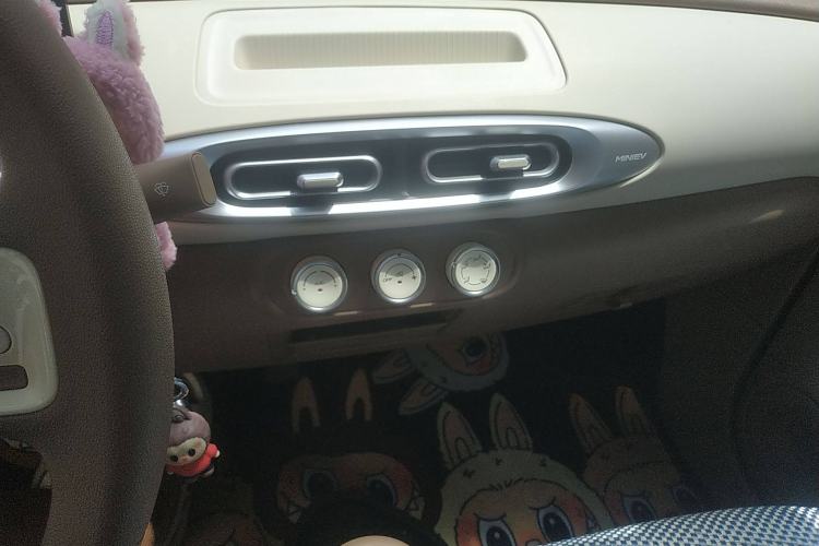 Used Wuling Hongguang MINIEV 2025 Four-Door Version Advanced Edition
