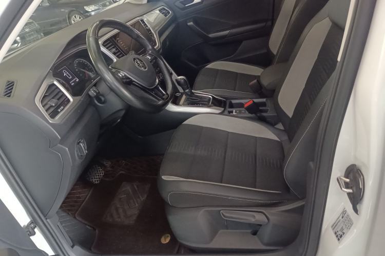 Used Volkswagen T-ROC 2022 280TSI DSG Two-Wheel Drive Elite PLUS
