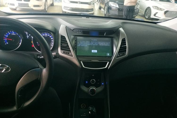 Used Hyundai Elantra 2016 1.6L Automatic Smart Version
