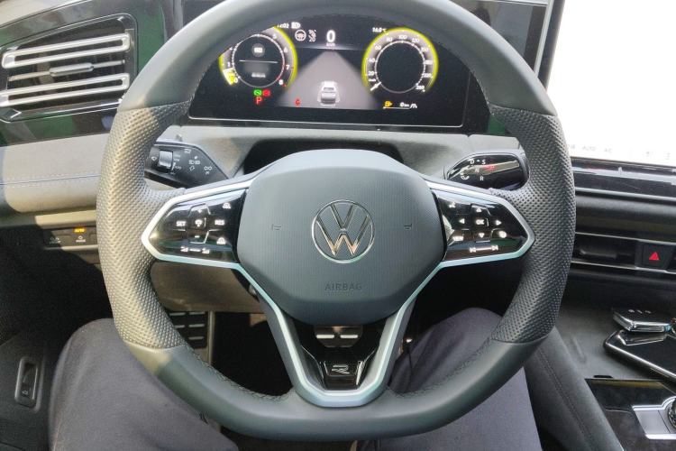 Used Volkswagen Tiguan L 2024 PRO 380TSI Four-Wheel Drive R-Line Prestige Edition