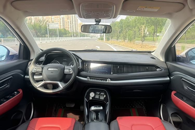 Used Haval H2s 2017 Red-Label 1.5T Dual-Clutch Elite Model
