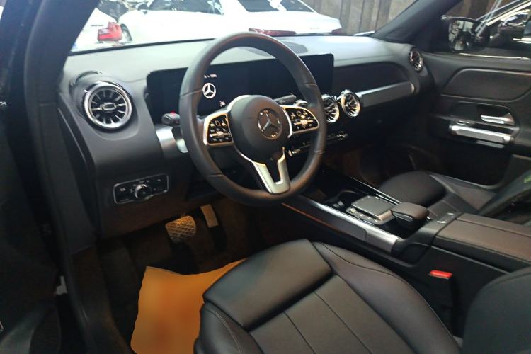 Used Mercedes-Benz GLB 2022 Refresh GLB 200 Dynamic Edition
