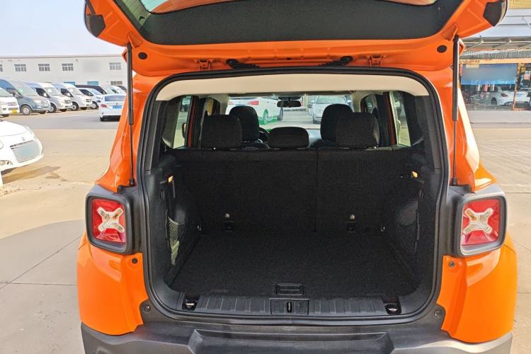 Used  Renegade 2017 180T Automatic High-Energy Version
