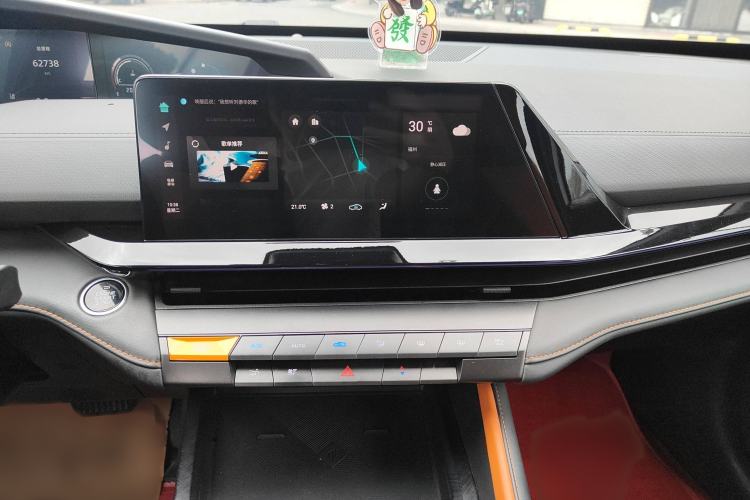 Used Changan UNI-V 2022 1.5T Prestige Version
