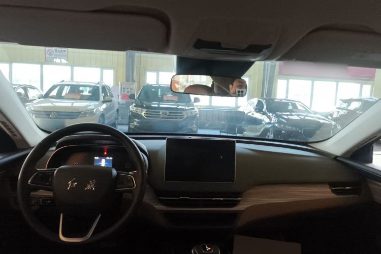 Used Hongqi E-QM5 2024 610 km PLUS
