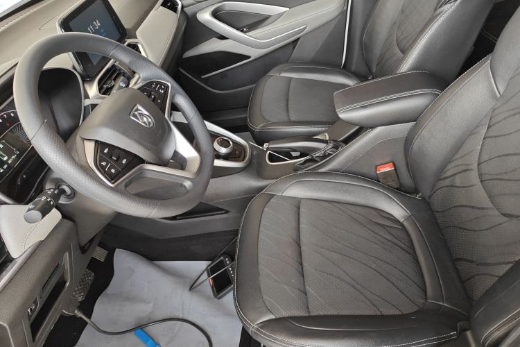 Used Baojun 510 2017 1.5L Automatic Fashion Model
