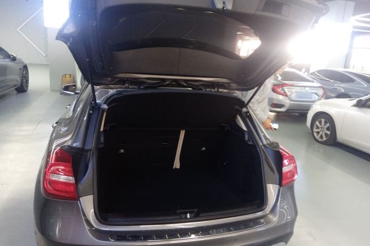 Used Mercedes-Benz GLA 2015 GLA 220 4MATIC Fashion Model