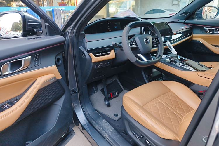 Used Changan UNI-K 2021 2.0T Prestige Edition
