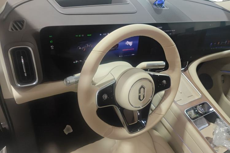 Used Hima AITO M9 2025 Model Range-Extending Ultra 52kWh 4-Seater Version