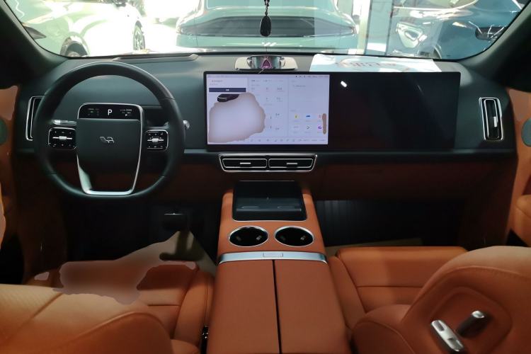 Used Li Auto L8 2023 Pro Model
