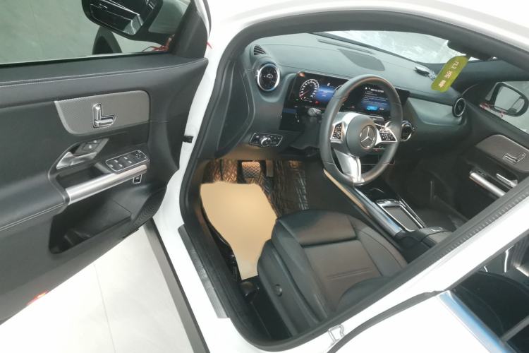 Used Mercedes-Benz GLA 2024 GLA 200
