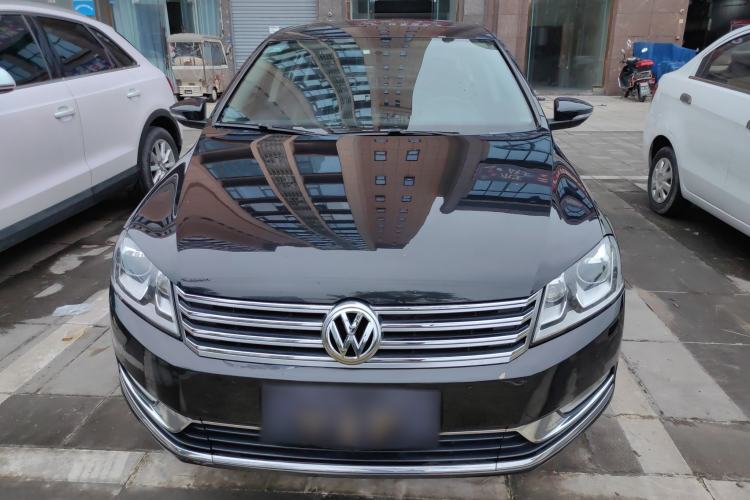 Used Volkswagen Magotan 2015 Facelift 1.8TSI Luxury Model
