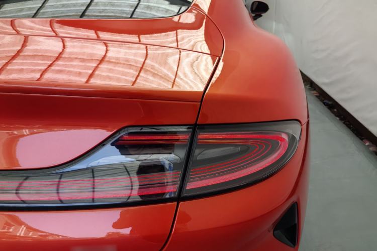 Used  SU7 2024 Rear-Drive Ultra-Long Range Advanced Pro-Level Intelligent Driving Version
