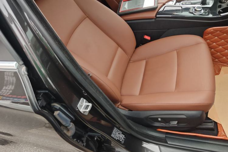 Used BMW 5 Series 2017 520Li Elegant Edition
