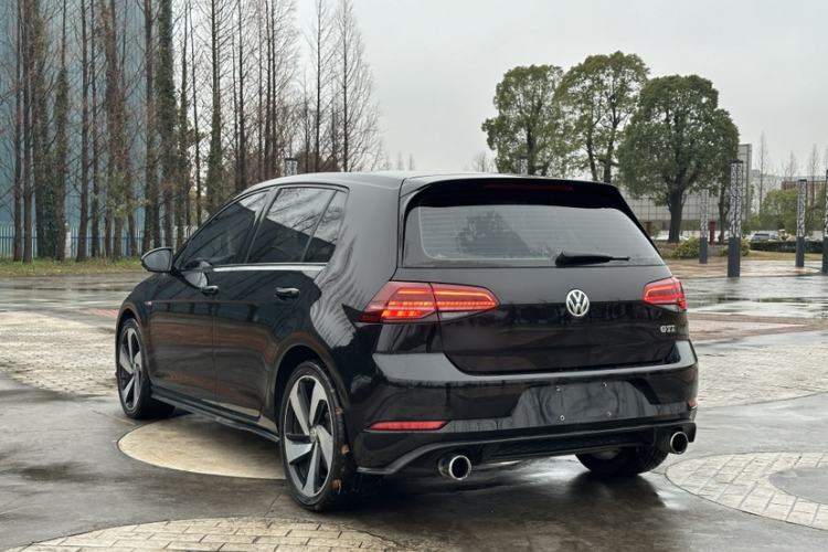 Used Volkswagen Golf GTI 2018 2.0 TSI GTI
