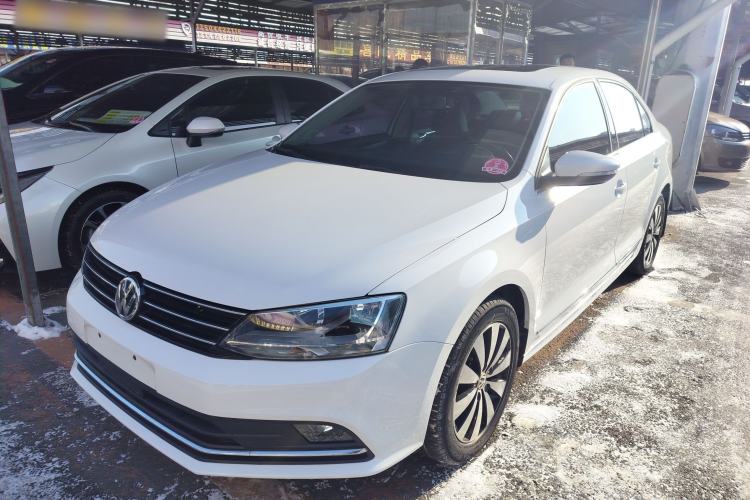 Used Volkswagen Sagitar 2017 230TSI Automatic Comfort Version