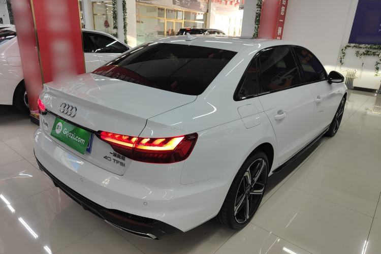 Used Audi A4L 2025 2 Million Units Enjoyment Version 40 TFSI Luxury Dynamic Edition
