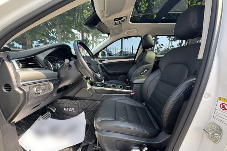 Used Haval H7 2017 Blue-Label H7L 2.0T Automatic Luxury Model
