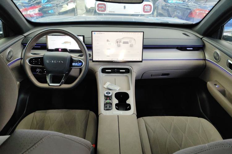 Used Chery Tiggo 8 PLUS C-DM 2025 1.5T 116 km Prestige Version 5 Seats