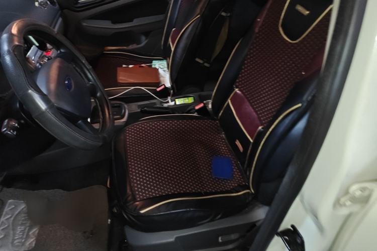 Used Ford Focus 2013 Hatchback Classic 1.8L Automatic Base Model
