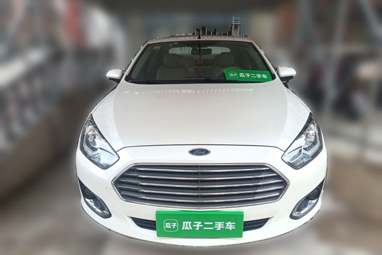 Used Ford Escort 2015 1.5L Automatic Fashion Model