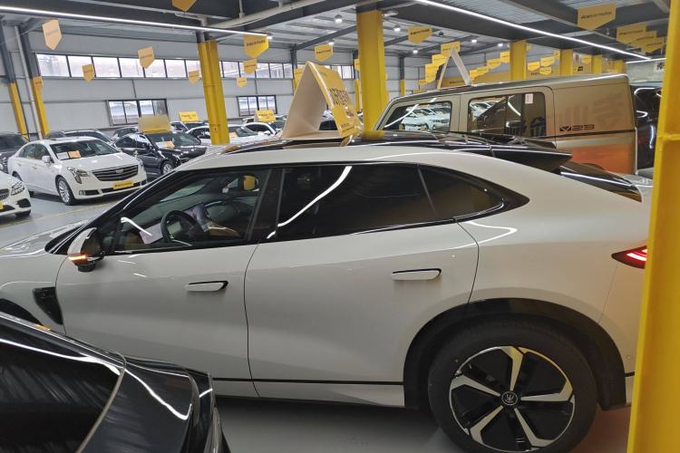 Used BYD Song L EV 2025 Intelligent Driving Version 662 km LiDAR Excellence Edition
