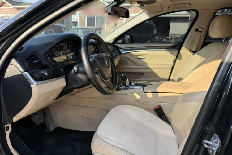 Used BMW 5 Series 2014 525Li Luxury Design Package