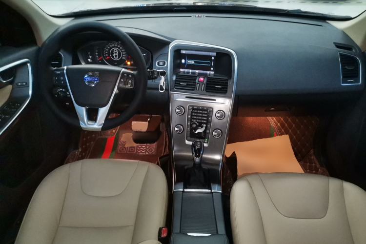 Used Volvo XC60 2014 T5 Zhiyi Edition
