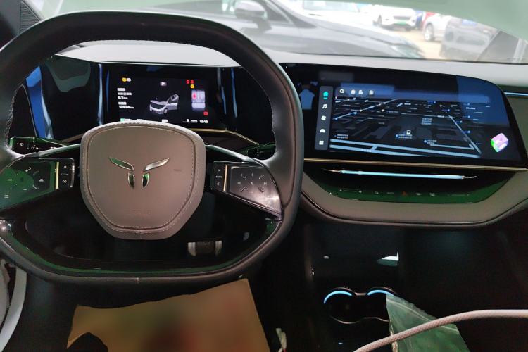 Used Hongqi EH7 2024 690 Pro
