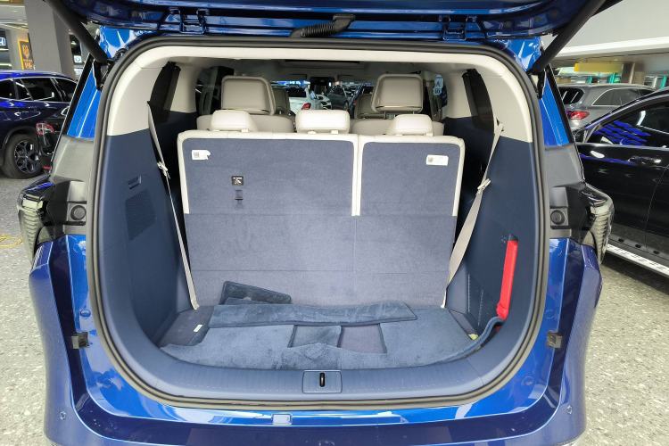 Used Buick GL8 New Energy 2024 Lu Zun Luxury Edition 7-Seater
