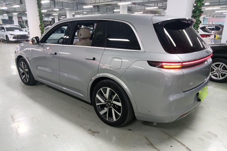 Used Li Auto L8 2023 Max model
