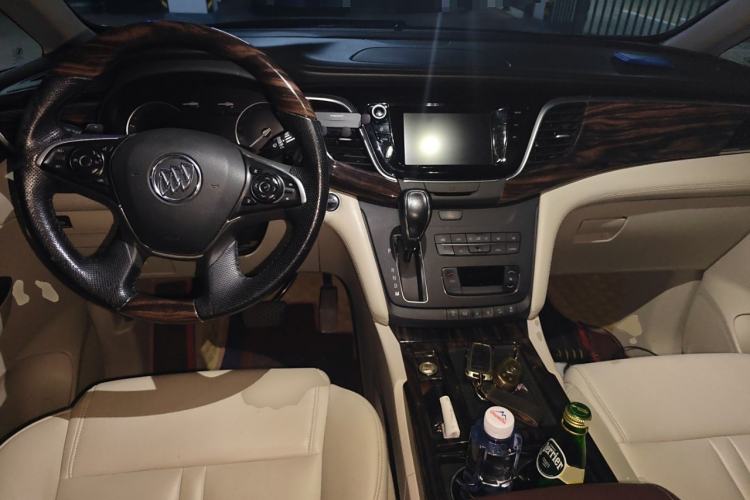 Used Buick GL8 2018 ES 28T Comfort Model China VI Standard
