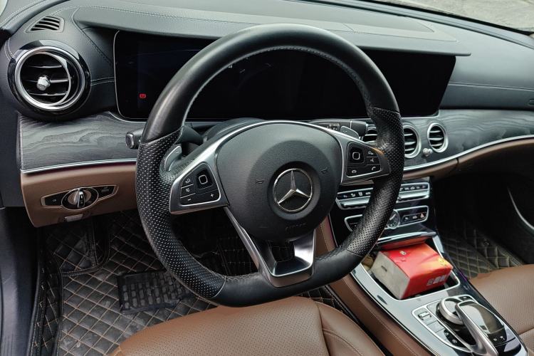 Used Mercedes-Benz E-Class 2016 E 300 L Sporty and Stylish Model