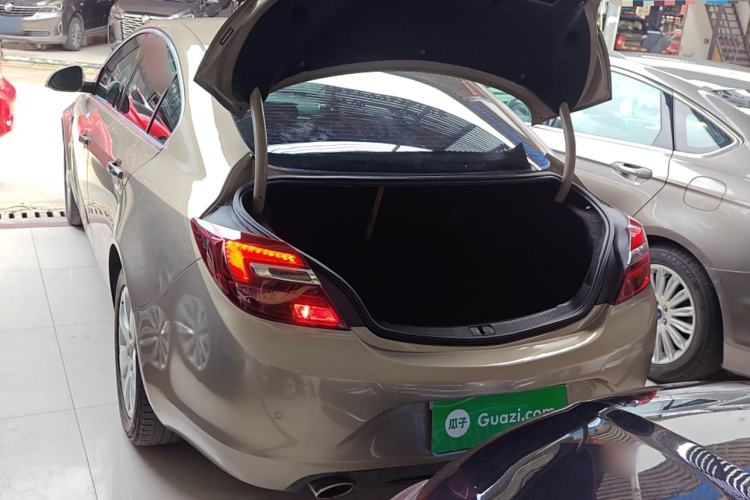 Used Buick Regal 2015 2.0L Elite Fashion Edition
