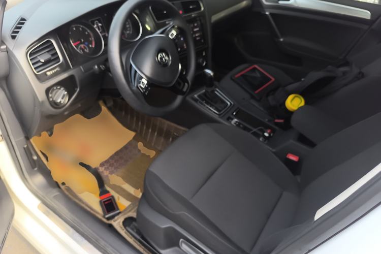 Used Volkswagen Golf 2019 200TSI DSG Comfort & Ambition Edition China VI Standard
