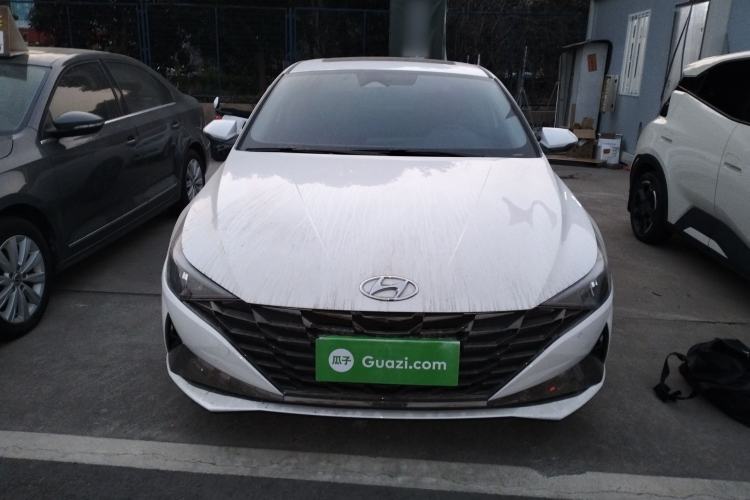 Used Hyundai Elantra 2022 1.5L CVT LUX Prestige Edition
