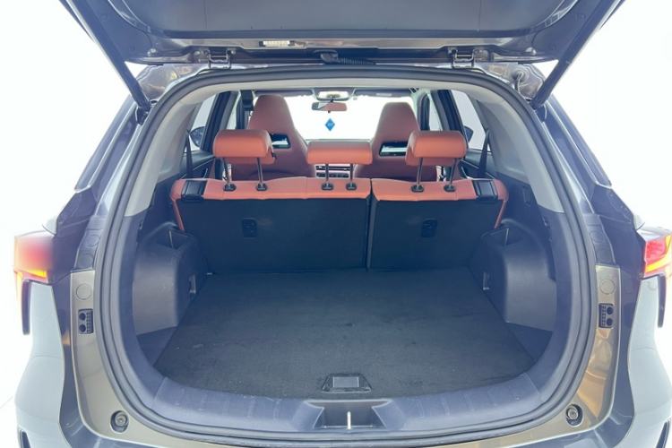 Used Changan CS75 PLUS 2023 3rd Generation 1.5T Automatic Prestige Model
