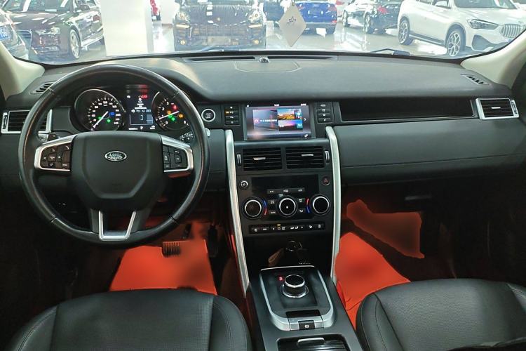 Used Land Rover Discovery Sport 2018 240 PS SE Version
