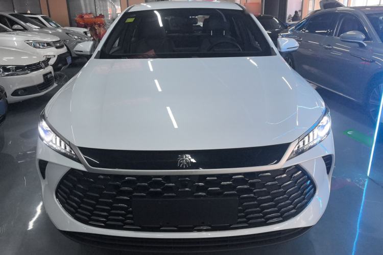 Used BYD Qin PLUS 2025 DM-i Smart Drive 55KM Leading Model
