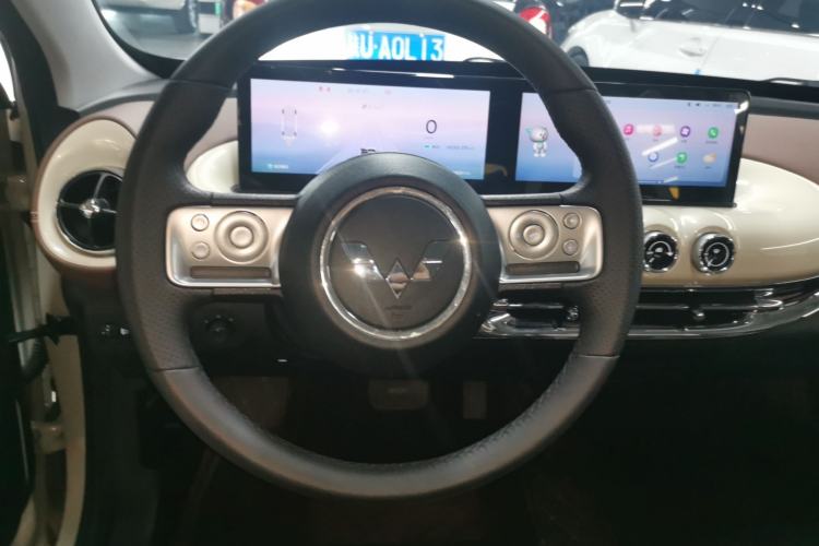 Used Wuling Bingo 2023 333 km Lingxi Connected+ Version
