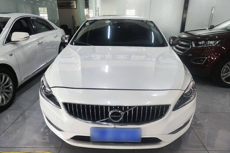 Used Volvo S60 2018 S60L T3 Smart Progress Edition
