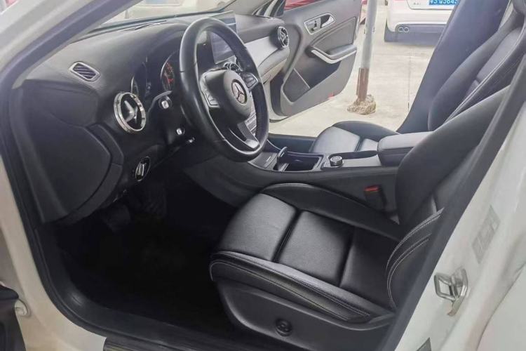 Used Mercedes-Benz GLA 2018 GLA 200 Fashion Model
