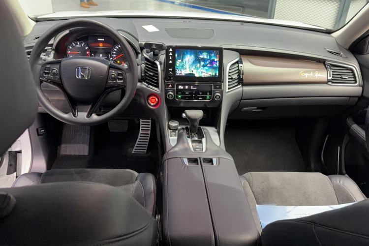 Used Honda Avancier 2017 240TURBO Two-Wheel Drive Elite Edition
