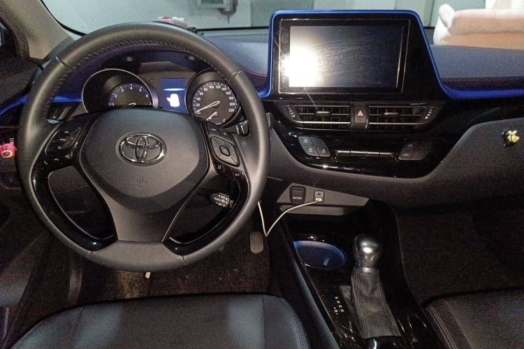 Used Toyota C-HR 2021 2.0L Luxury Edition
