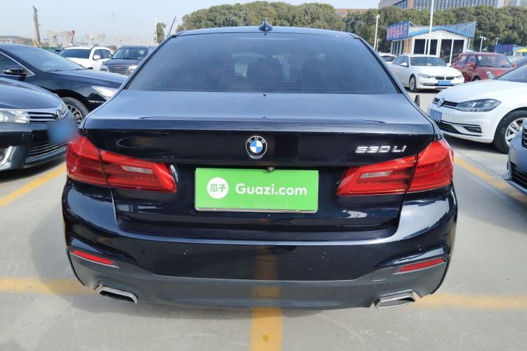 Used BMW 5 Series 2018 Restyled 530Li Leading Edition M Sport Package
