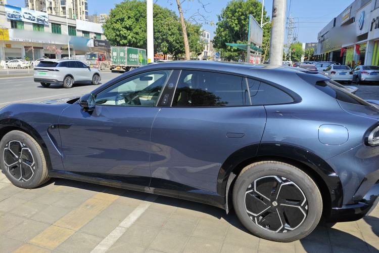 Used  YU7 2025 Ultra-Long Range Rear-Wheel Drive Version
