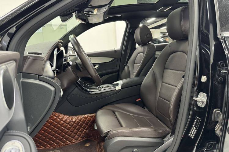 Used Mercedes-Benz GLC 2020 GLC 260 L 4MATIC Dynamic Model
