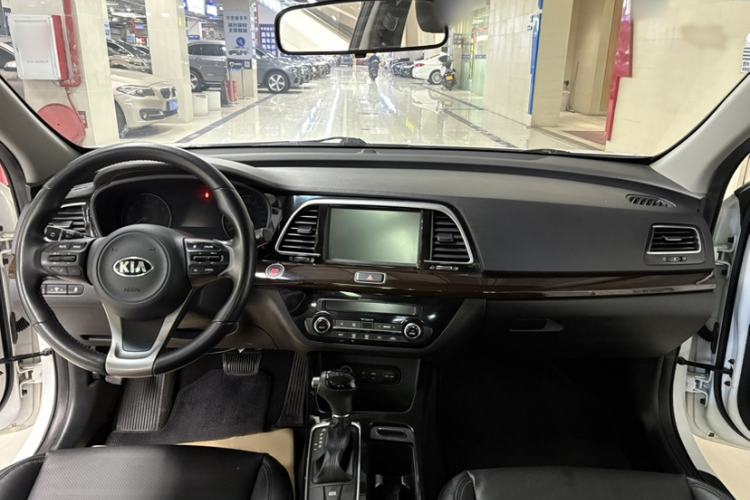 Used Kia K4 2014 1.8L Automatic DLX
