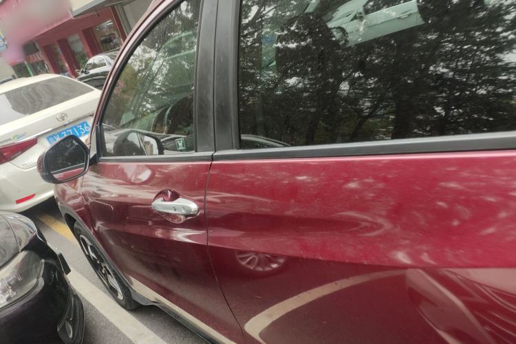 Used Honda Vezel 2015 1.8L CVT 2WD Luxury Model
